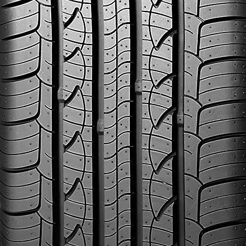 215/55R17 Tire U73639