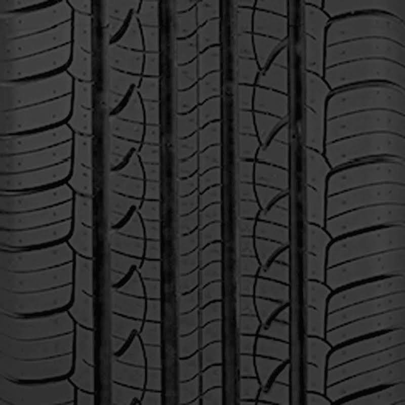 215/55R17 Tire U73639
