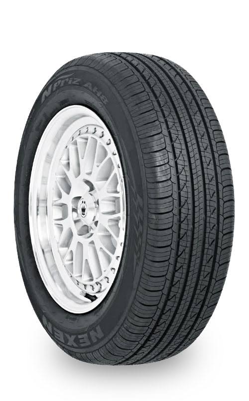 215/55R17 Tire U73639