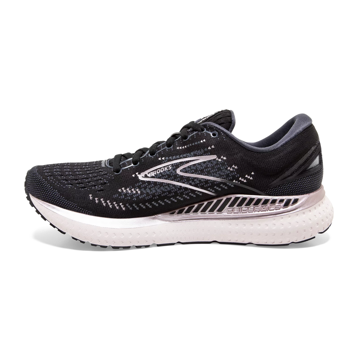 Black Running Shoe R548