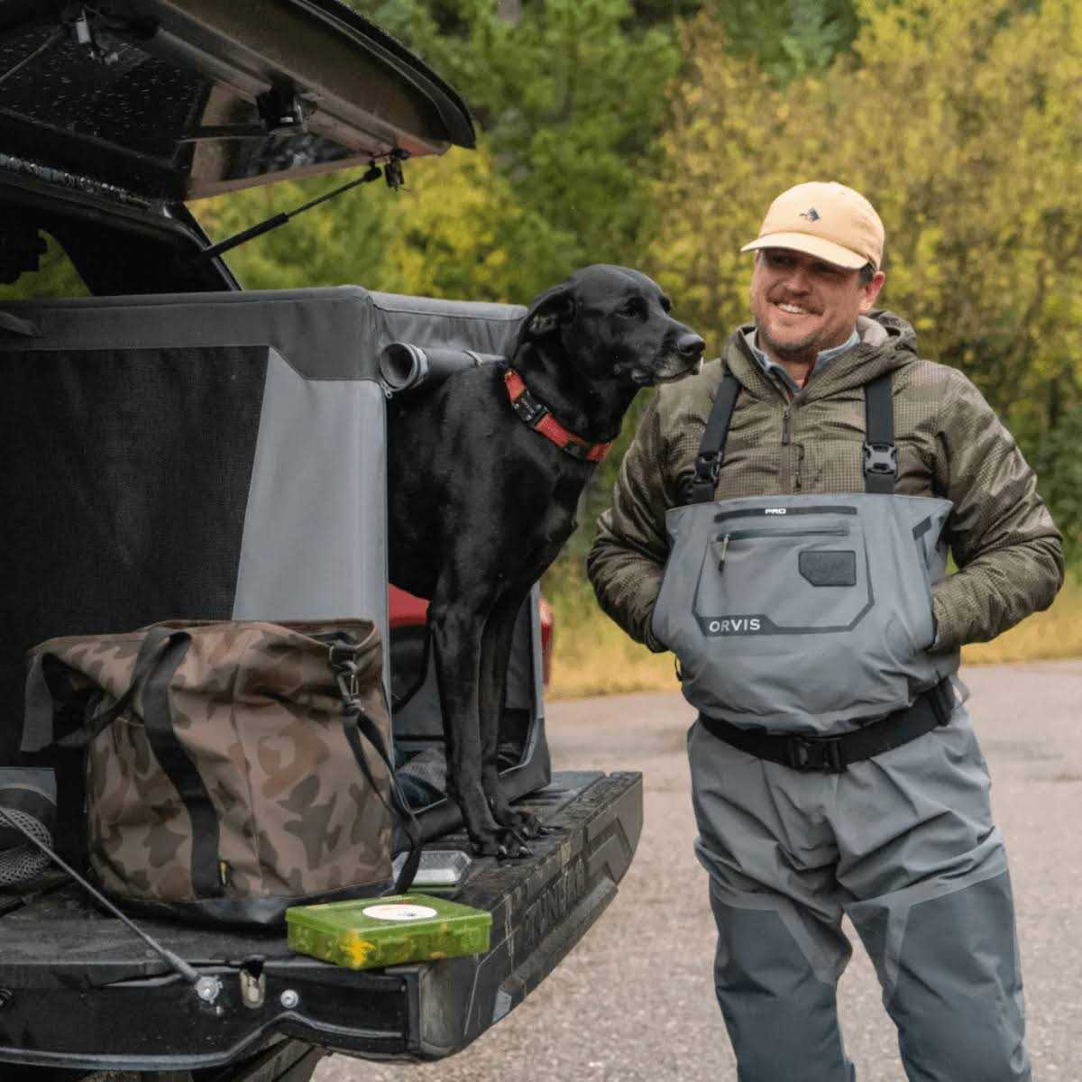 Folding Travel Crate W52300