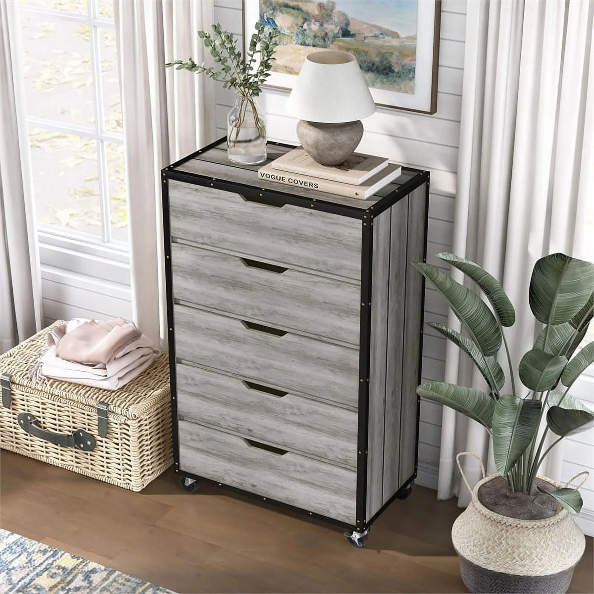 Wood 5-Drawer Dresser S8164