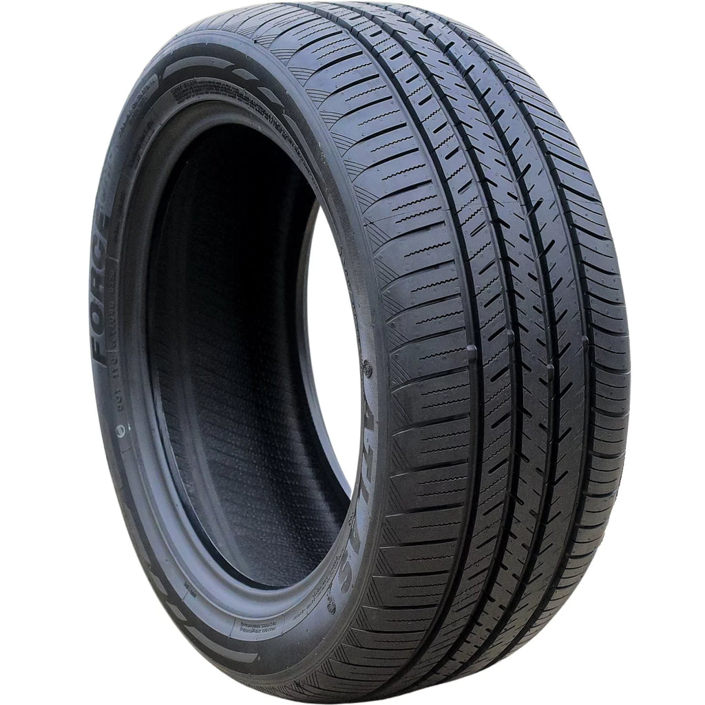 Set of 4 255/40R18 99Y XL High Performance Tires Q3539