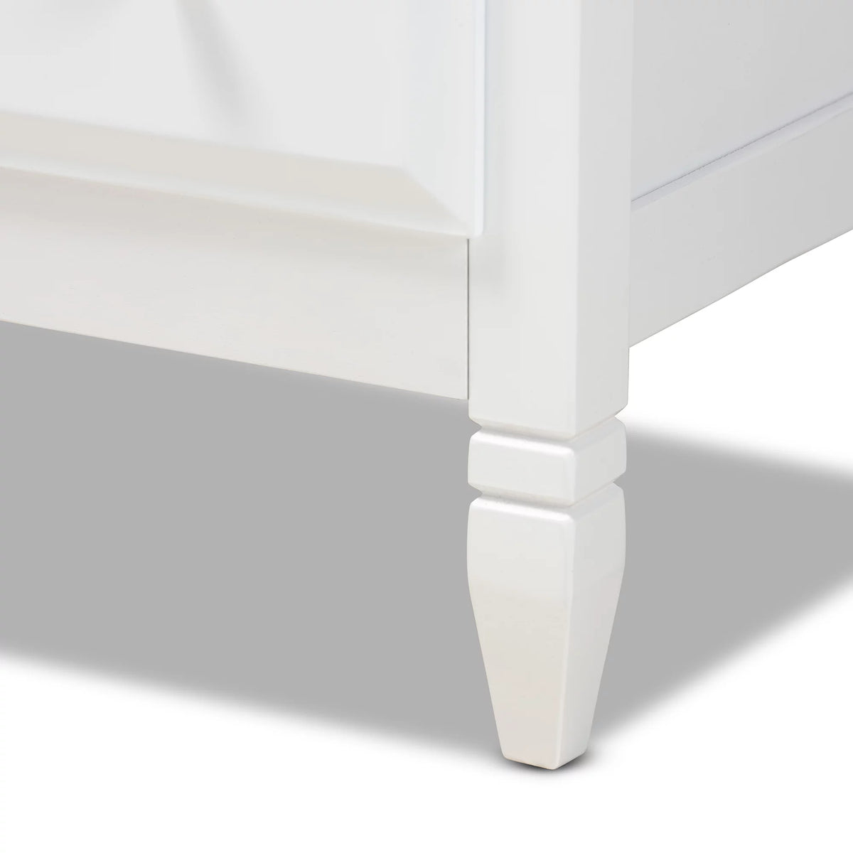 White 4-Drawer Wood Bedroom Chest B97453