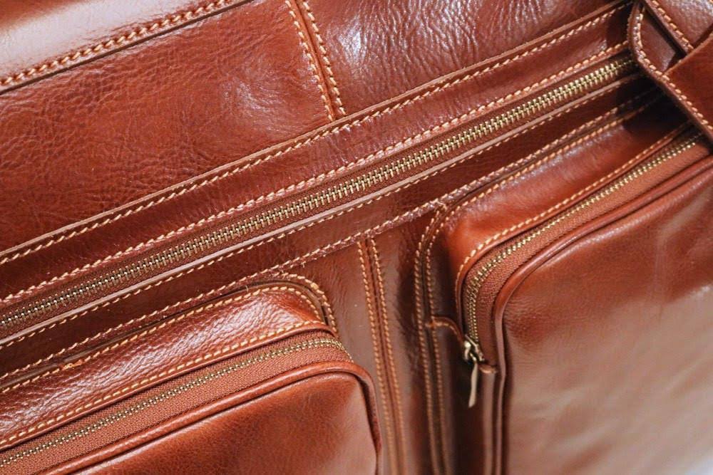 Tuscan Red Garment Bag F62278